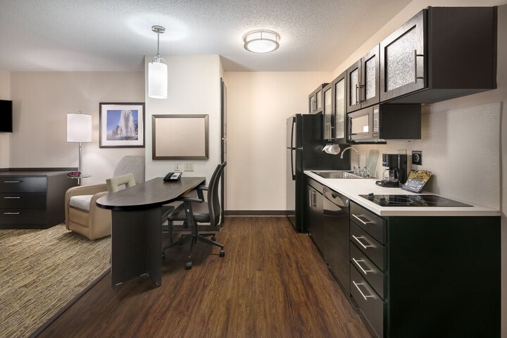 Candlewood Suites Washington Dulles Sterling by IHG
