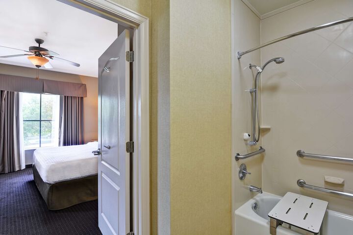 Room 12 of 41