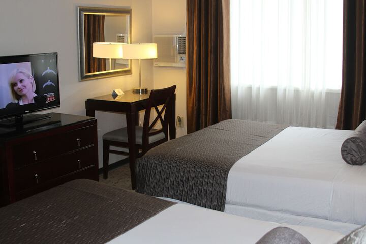 Room 44 of 62