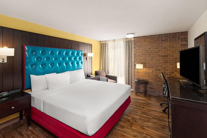 Heritage Inn & Suites San Antonio Airport Trademark Wyndham