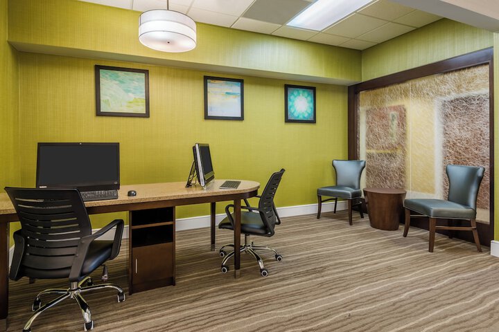 Larkspur Landing Extended Stay Suites St. Louis Riverport - Airport West