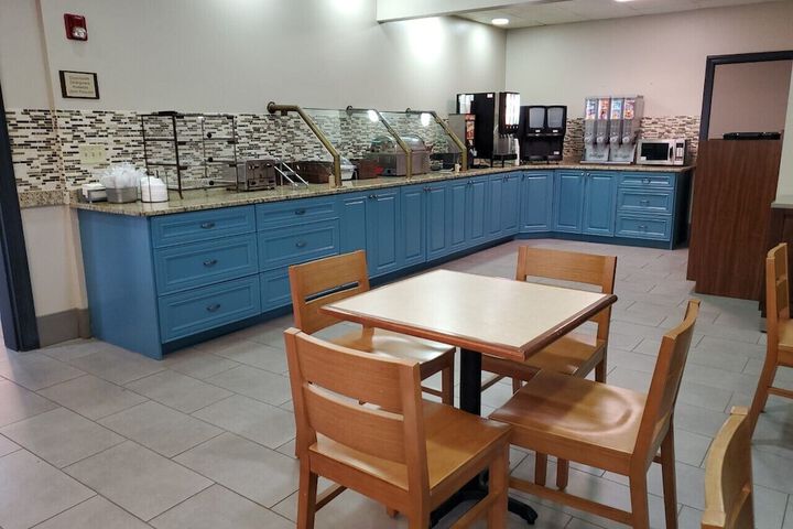 Country Inn & Suites by Radisson Buford at Mall of Georgia, GA