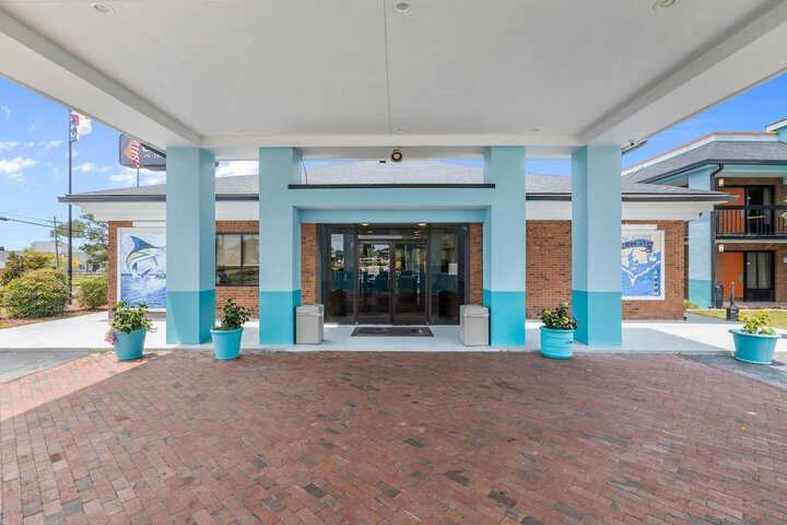 Hotel 2 of 63