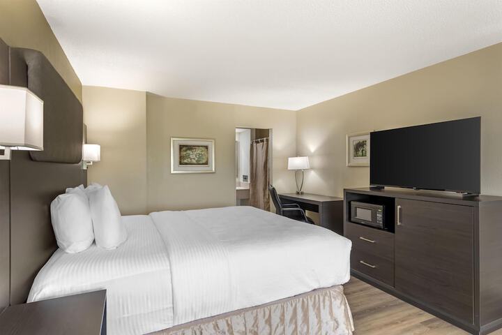 Best Western Plus Madison-Huntsville Hotel