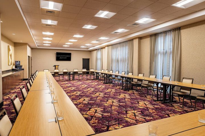 Courtyard by Marriott Winston - Salem Downtown