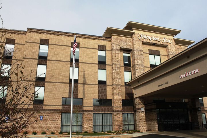 Hotel 2 of 48