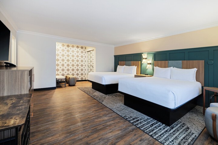 Room 55 of 149