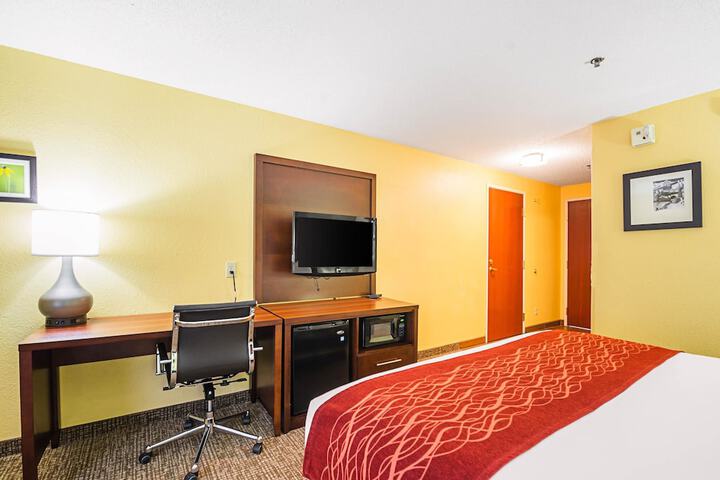 Room 17 of 35
