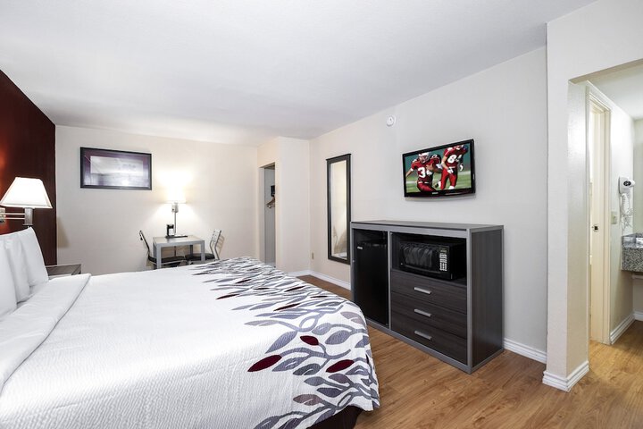 Room 30 of 36