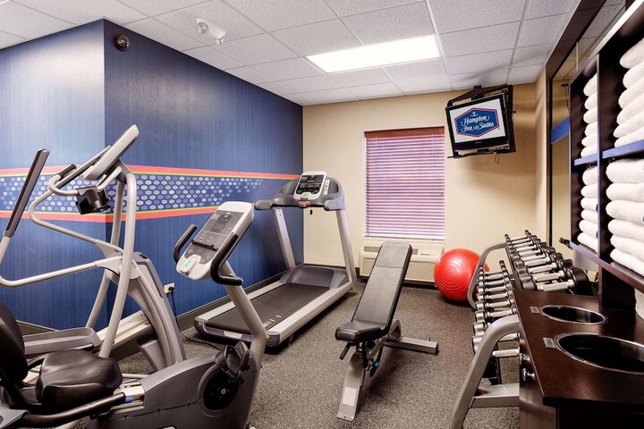 Hampton Inn & Suites Addison