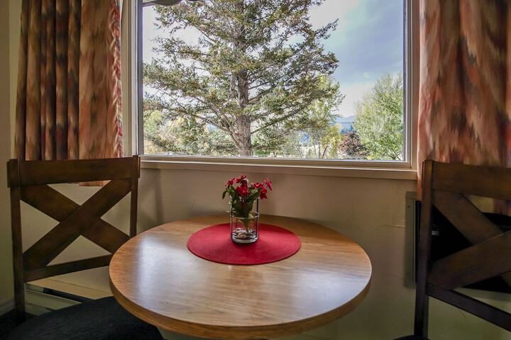 Gables Motel
