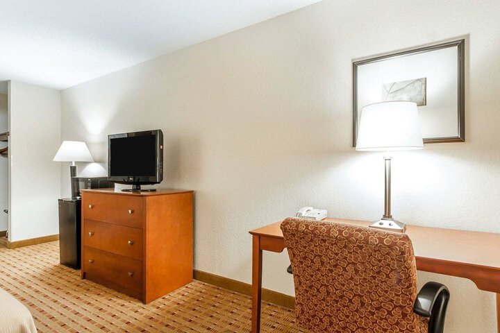 Room 22 of 47