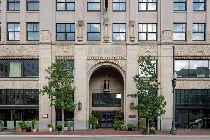 Hotel 3 of 84