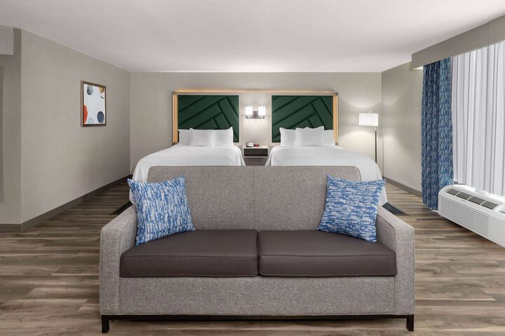 Wingate by Wyndham Sulphur Near Lake Charles