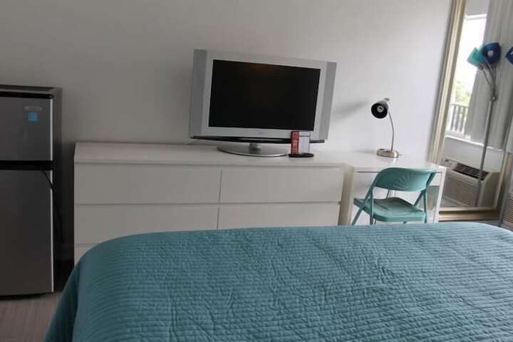Room 34 of 70