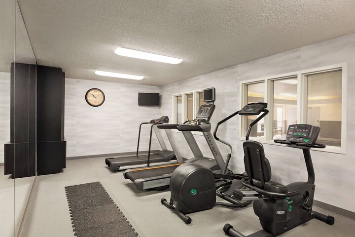 Fairfield Inn and Suites by Marriott Wheeling St. Clairsville