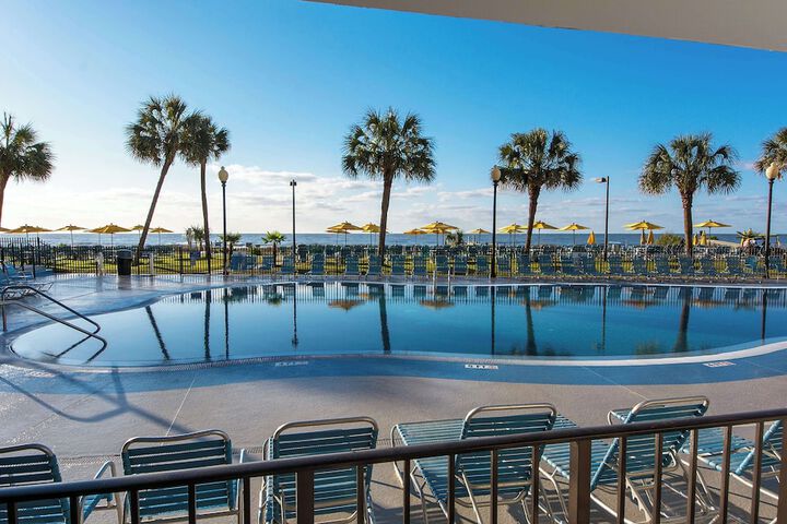 Dayton House Resort BW Signature Collection