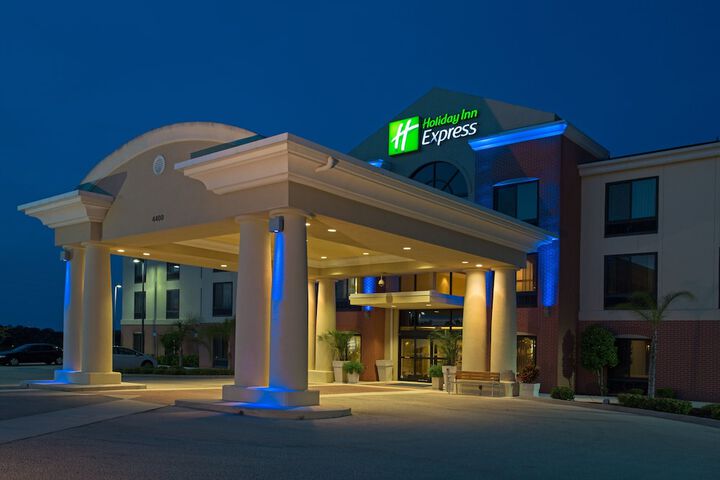 Hotel 3 of 50