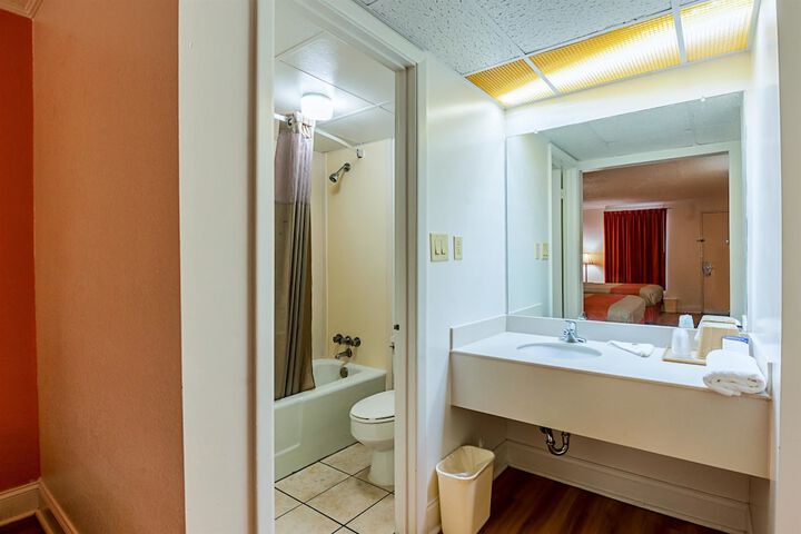 Room 19 of 31