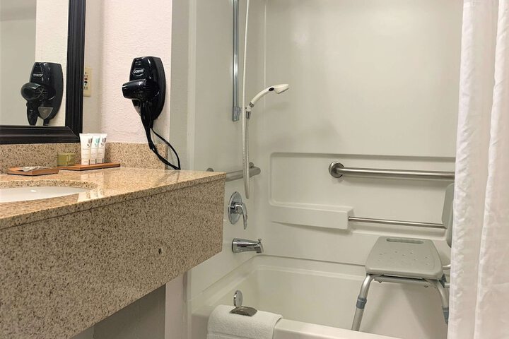 Country Inn & Suites by Radisson Clarksville, TN