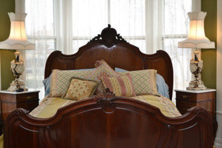 The Grand Anne Bed & Breakfast