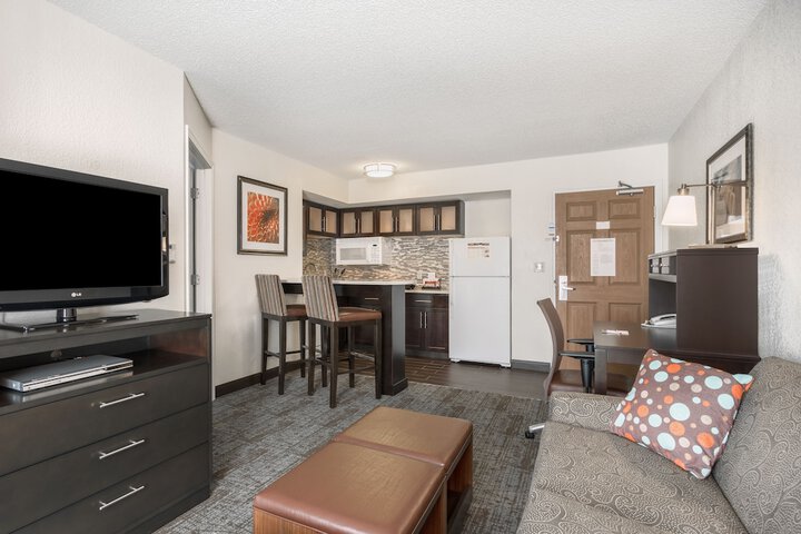 Staybridge Suites Wilmington-Newark by IHG