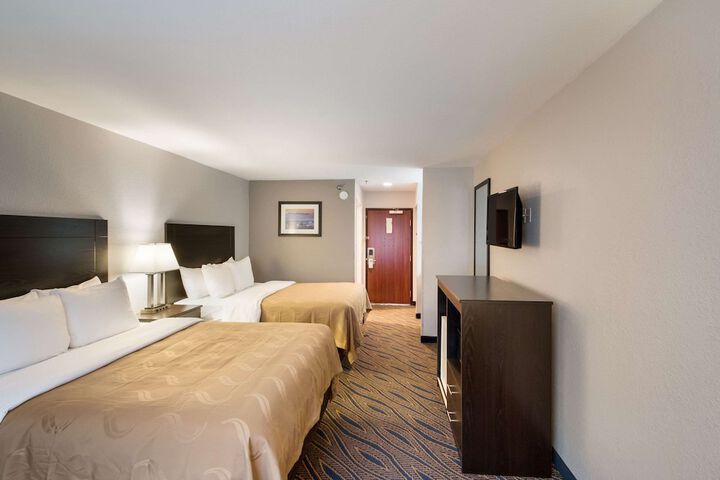 Room 31 of 43