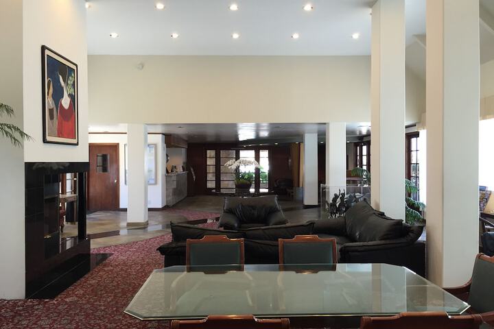 Hotel Interior 8 of 33