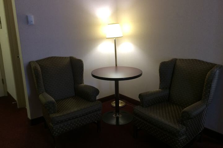 Room 61 of 96