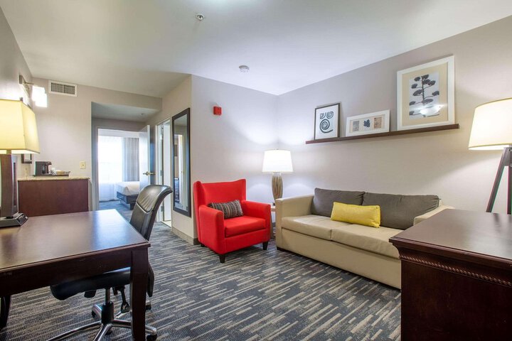 Room 15 of 52