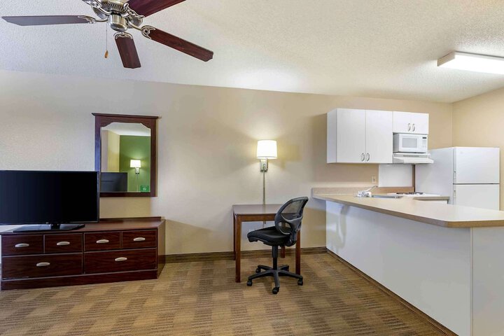 Room 20 of 29