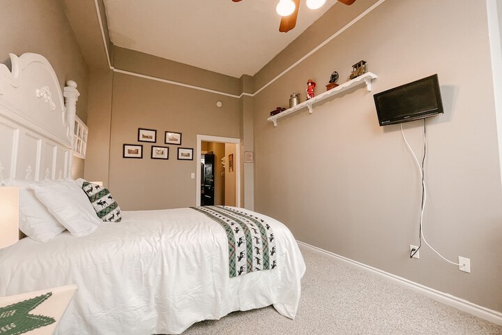 Room 89 of 140