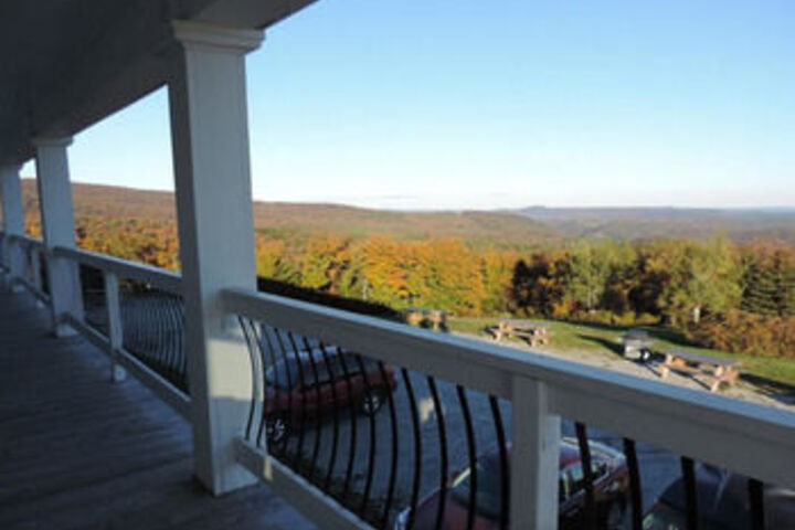 Whitcomb Summit Retreat
