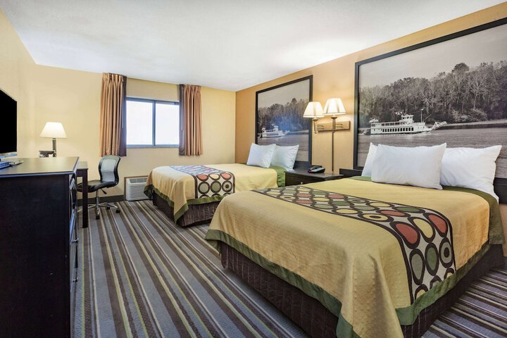 Room 16 of 24