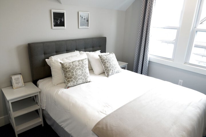 Room 154 of 183