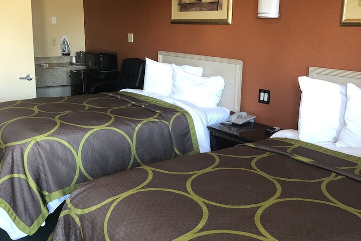 Desert Inn