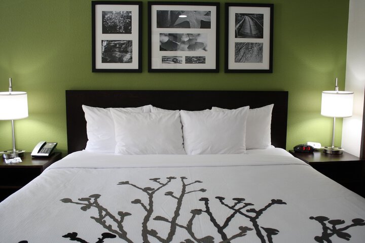 Room 19 of 31
