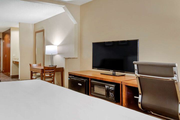 Room 43 of 47