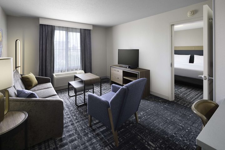 Room 20 of 28