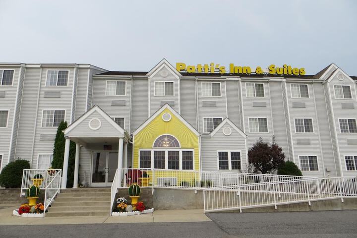 Hotel 3 of 33