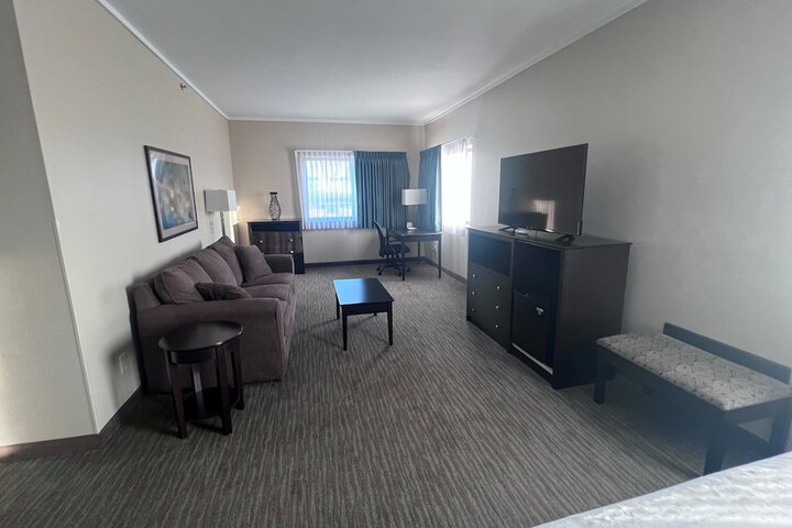 Room 26 of 59