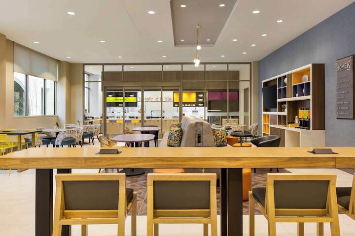 Breakfast/Coffee Service 36 of 46