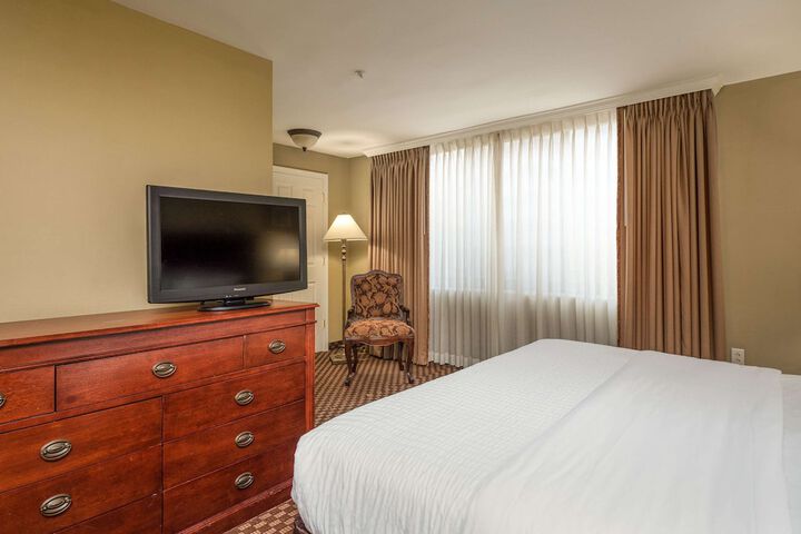 Room 15 of 85
