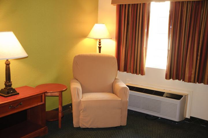 Room 39 of 42