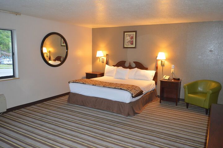 Room 14 of 74