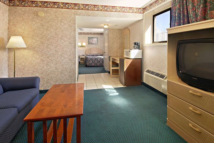 Room 21 of 22