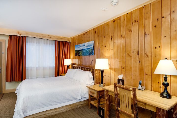 Room 34 of 71