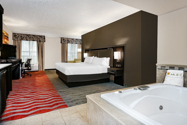 Room 43 of 56