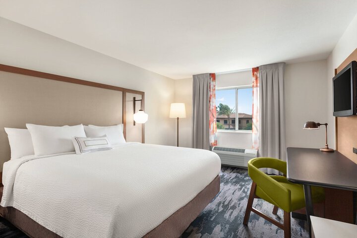 Room 21 of 24