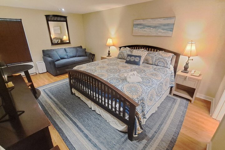 Saint Simons Inn by the Lighthouse